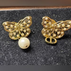 Elegant Gold Butterfly Earrings with Pearls